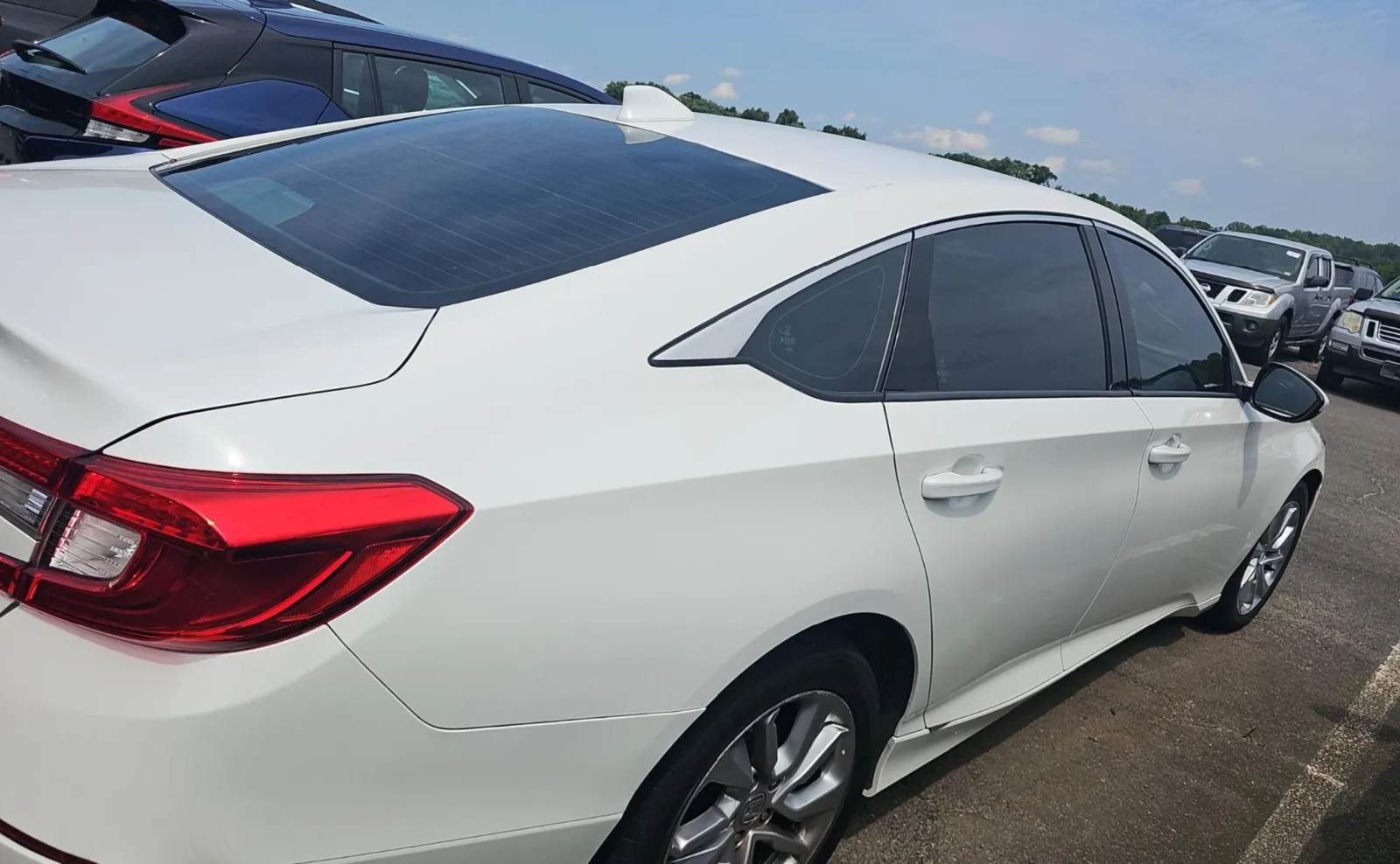 Honda Accord photo 4
