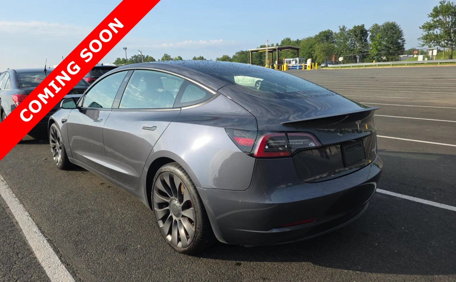 Tesla Model 3 photo 5