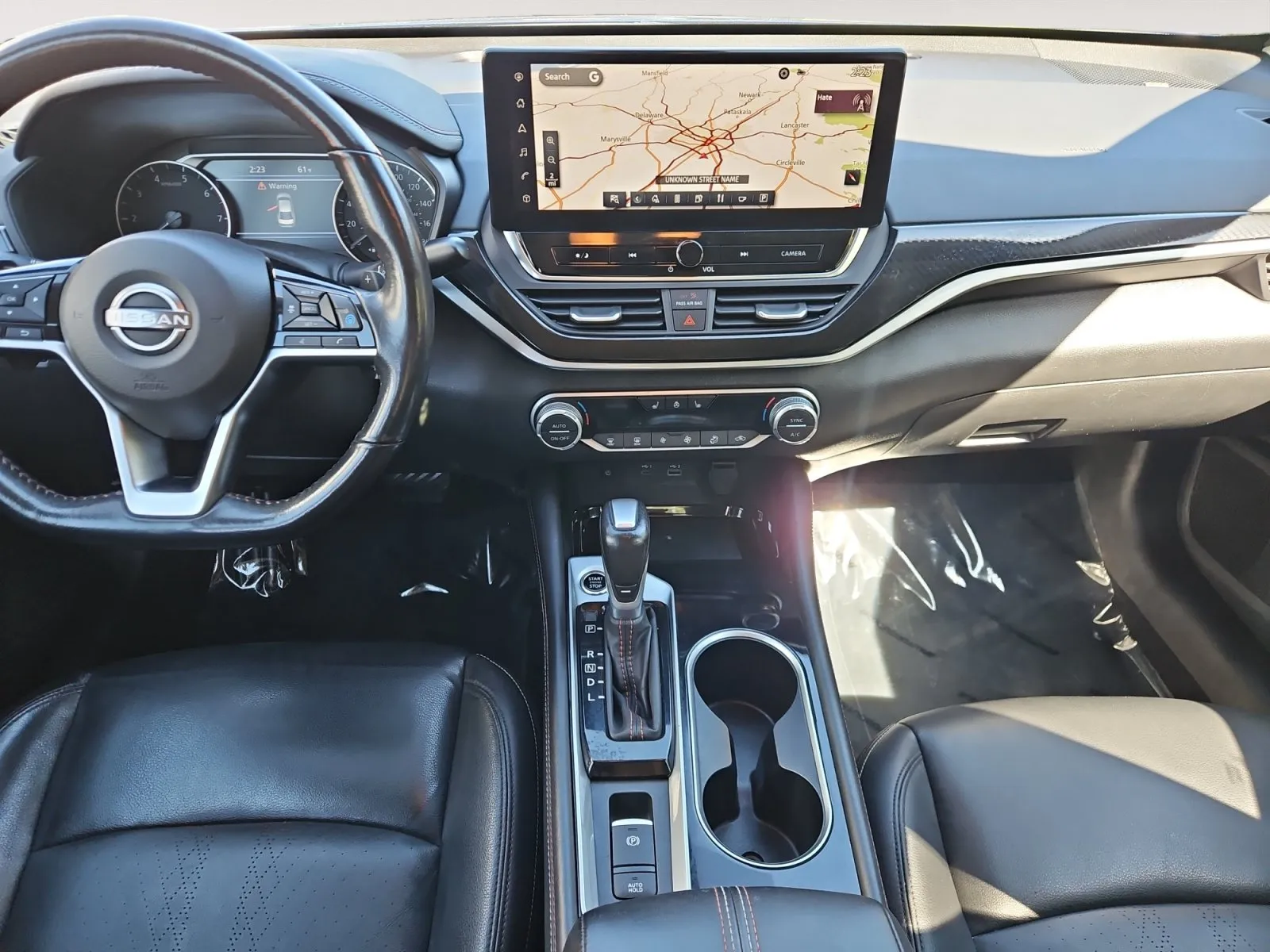 Nissan Altima photo 11