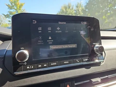 Photos of 2022 Mitsubishi Outlander ES for sale in Columbus, OH at Auto Boutique Ohio