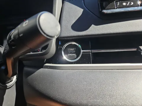More photos of 2022 Mitsubishi Outlander ES at Auto Boutique Ohio, OH