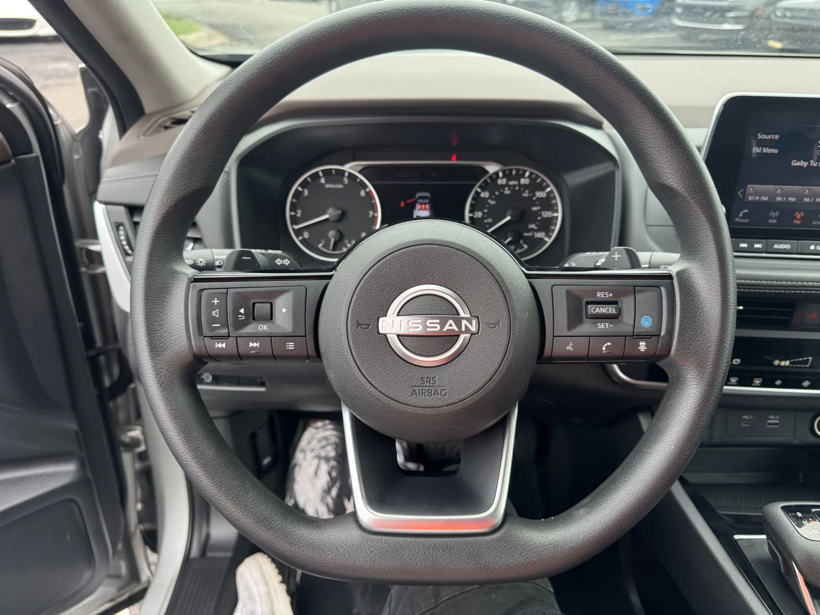 Nissan Rogue photo 18