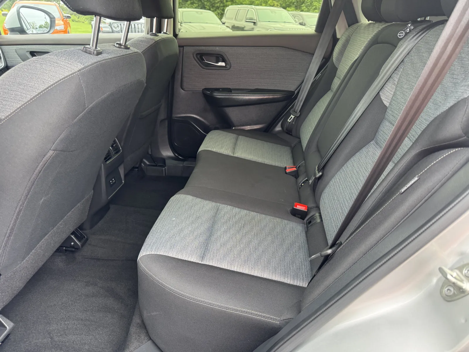Nissan Rogue photo 15