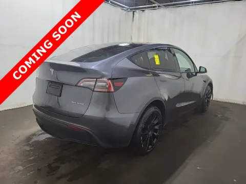 More photos of 2023 Tesla Model Y Long Range at Auto Boutique Ohio, OH