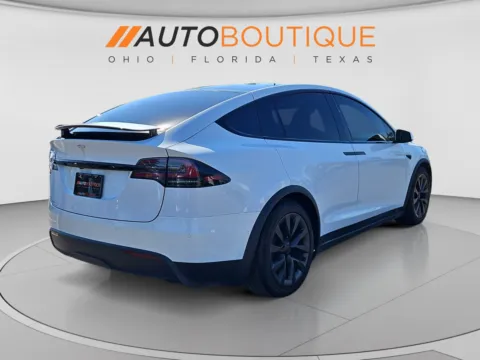 More photos of 2022 Tesla Model X at Auto Boutique Ohio, OH