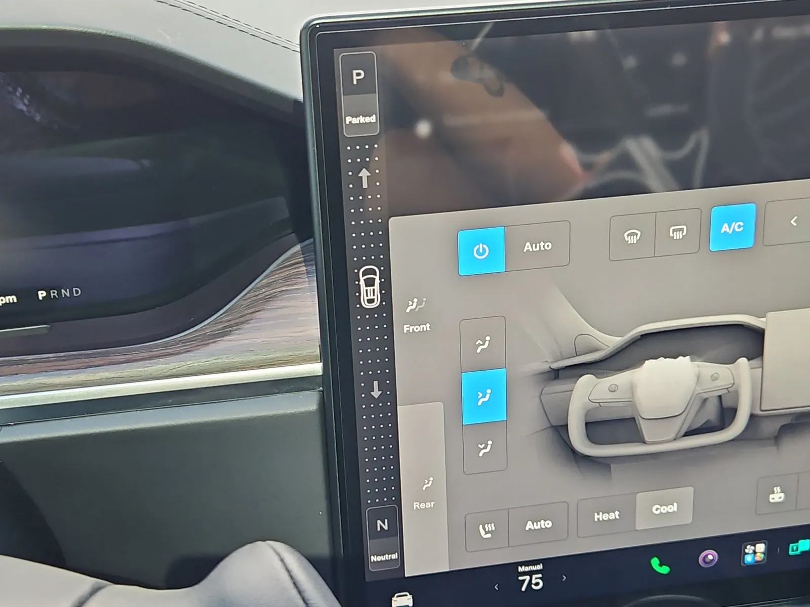 Tesla Model X photo 24