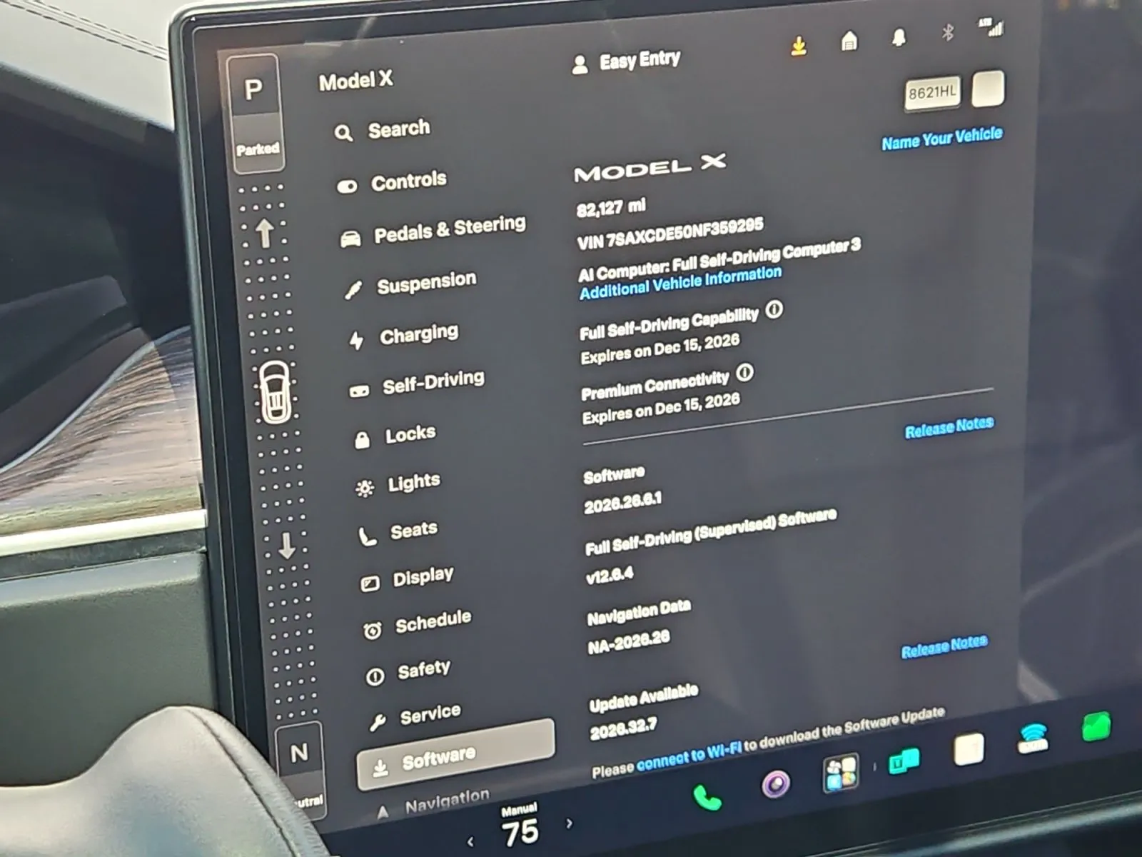Tesla Model X photo 18