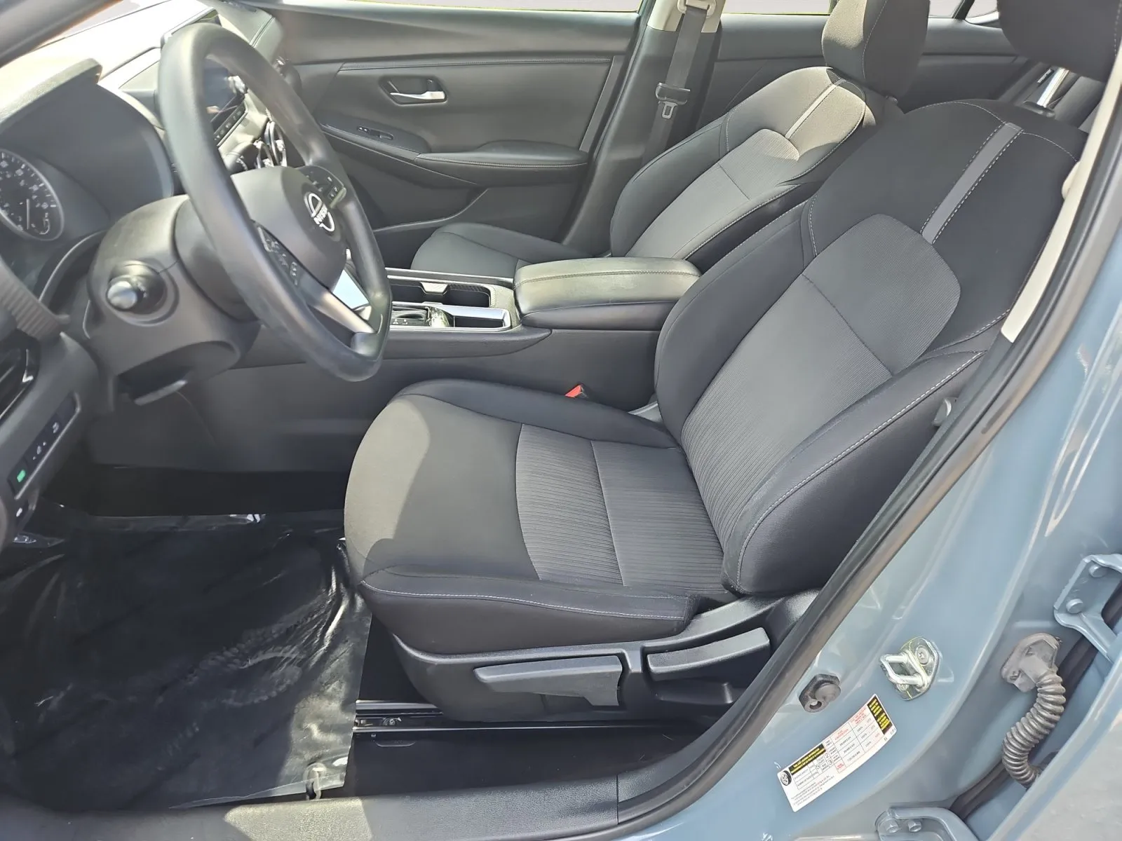 Nissan Sentra photo 9