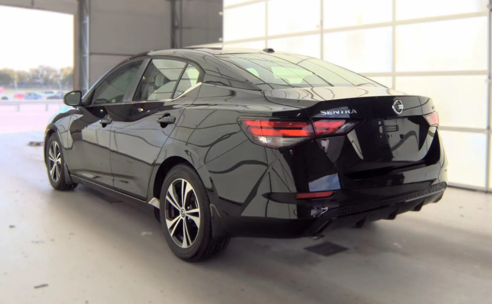 Nissan Sentra photo 4