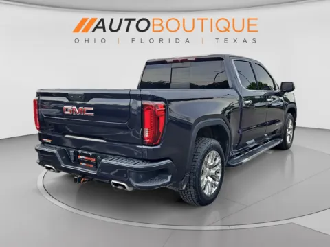 More photos of 2022 GMC Sierra 1500 Denali at Auto Boutique Ohio, OH