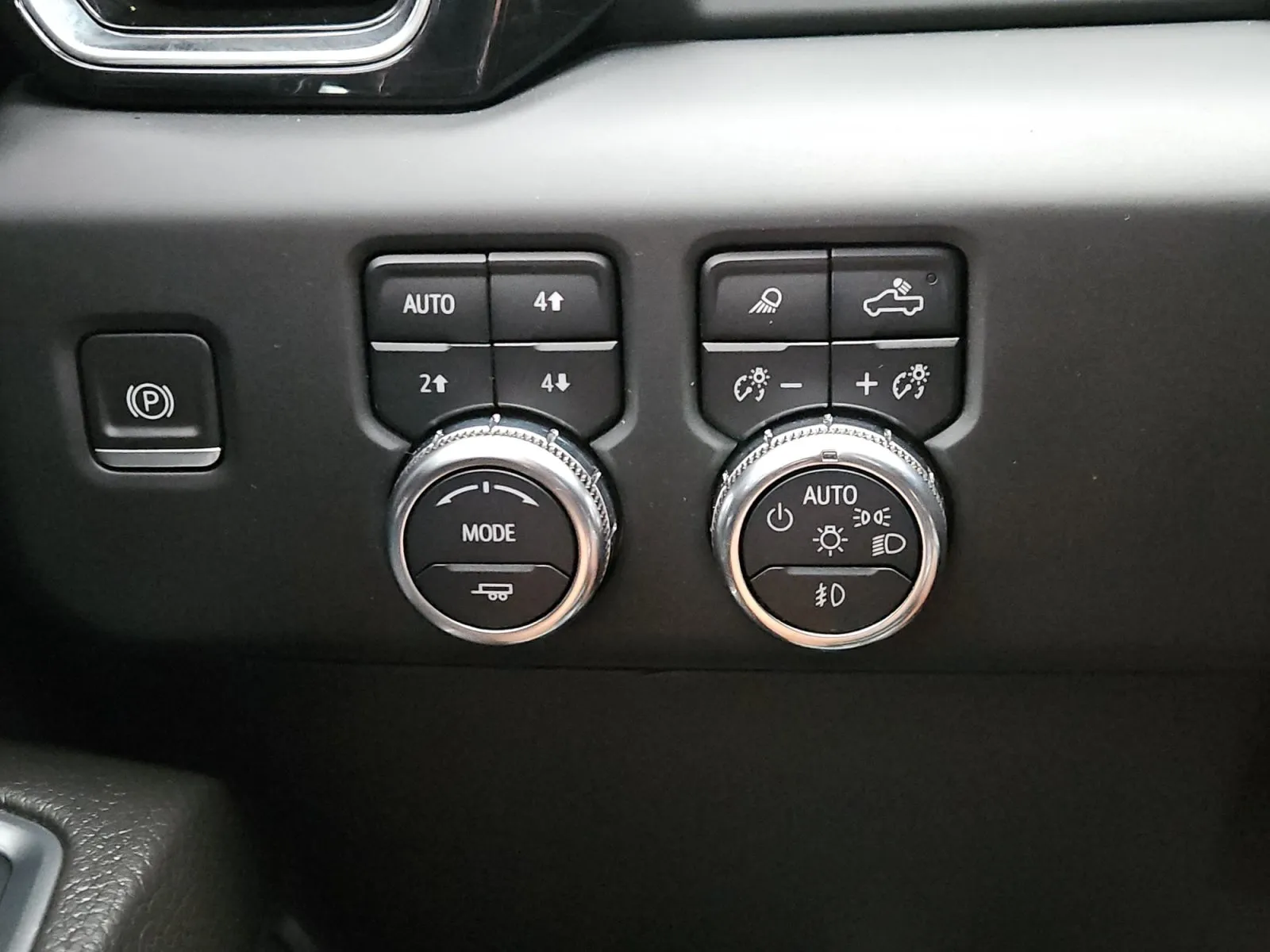GMC Sierra photo 19