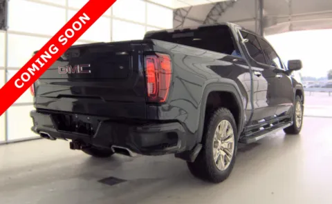 More photos of 2022 GMC Sierra 1500 Denali at Auto Boutique Ohio, OH
