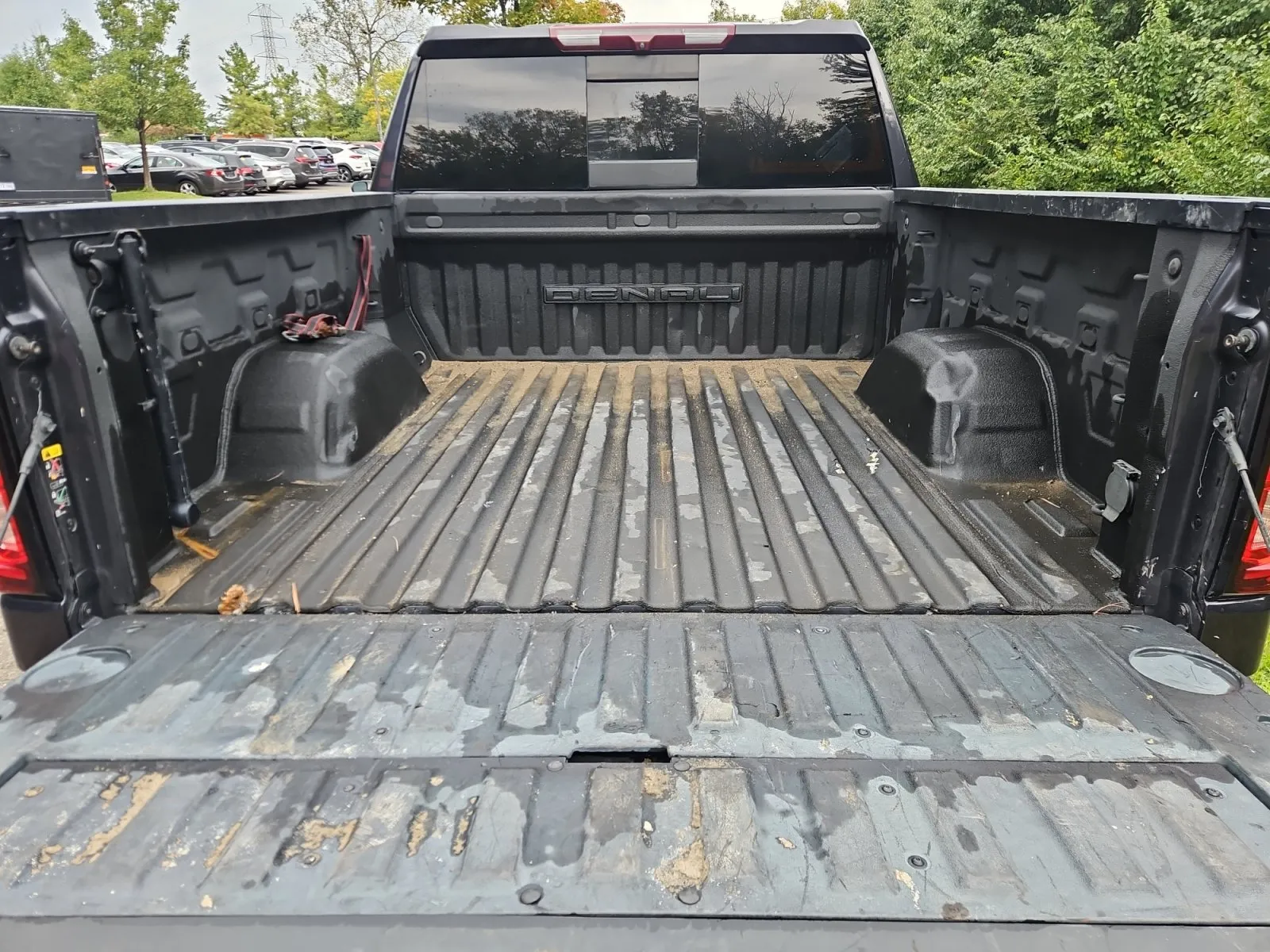 GMC Sierra photo 16