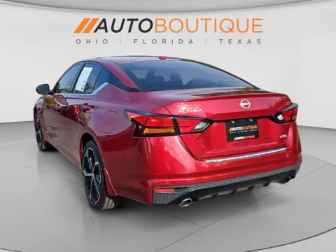 Another view of 2023 Nissan Altima 2.5 SR for sale in Columbus, OH at Auto Boutique Ohio