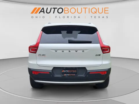 More photos of 2023 Volvo XC40 Core at Auto Boutique Ohio, OH