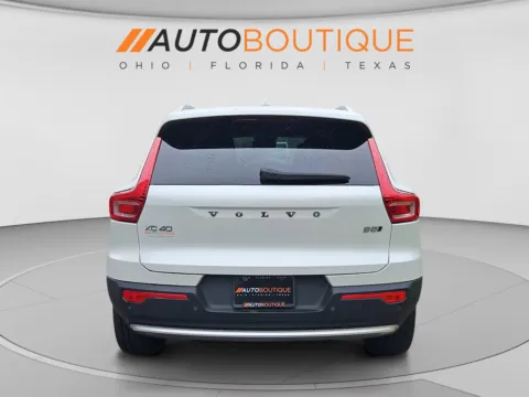 More photos of 2023 Volvo XC40 Core at Auto Boutique Ohio, OH