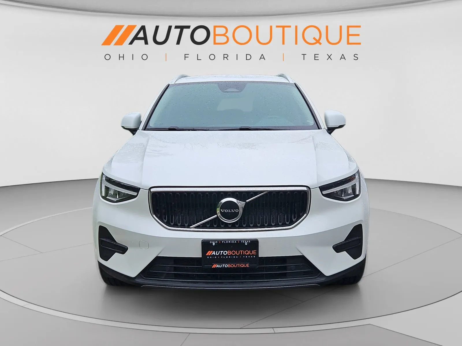 Volvo XC40 photo 8