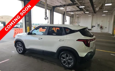 More photos of 2024 Kia Seltos LX at Auto Boutique Ohio, OH