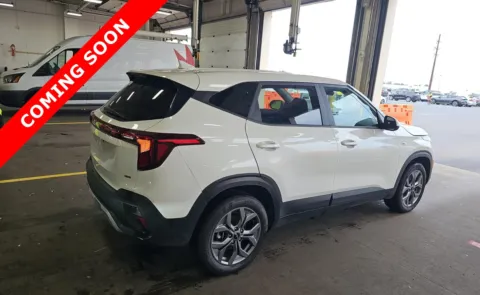 More photos of 2024 Kia Seltos LX at Auto Boutique Ohio, OH