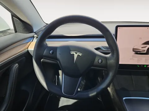 More photos of 2023 Tesla Model 3 at Auto Boutique Ohio, OH