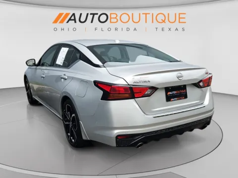 Another view of 2023 Nissan Altima 2.5 SR for sale in Columbus, OH at Auto Boutique Ohio
