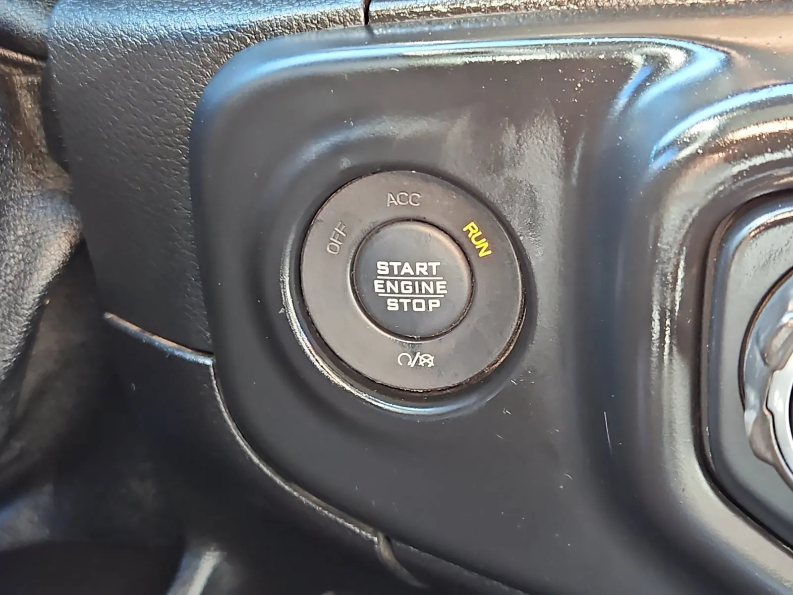 Jeep Wrangler photo 19