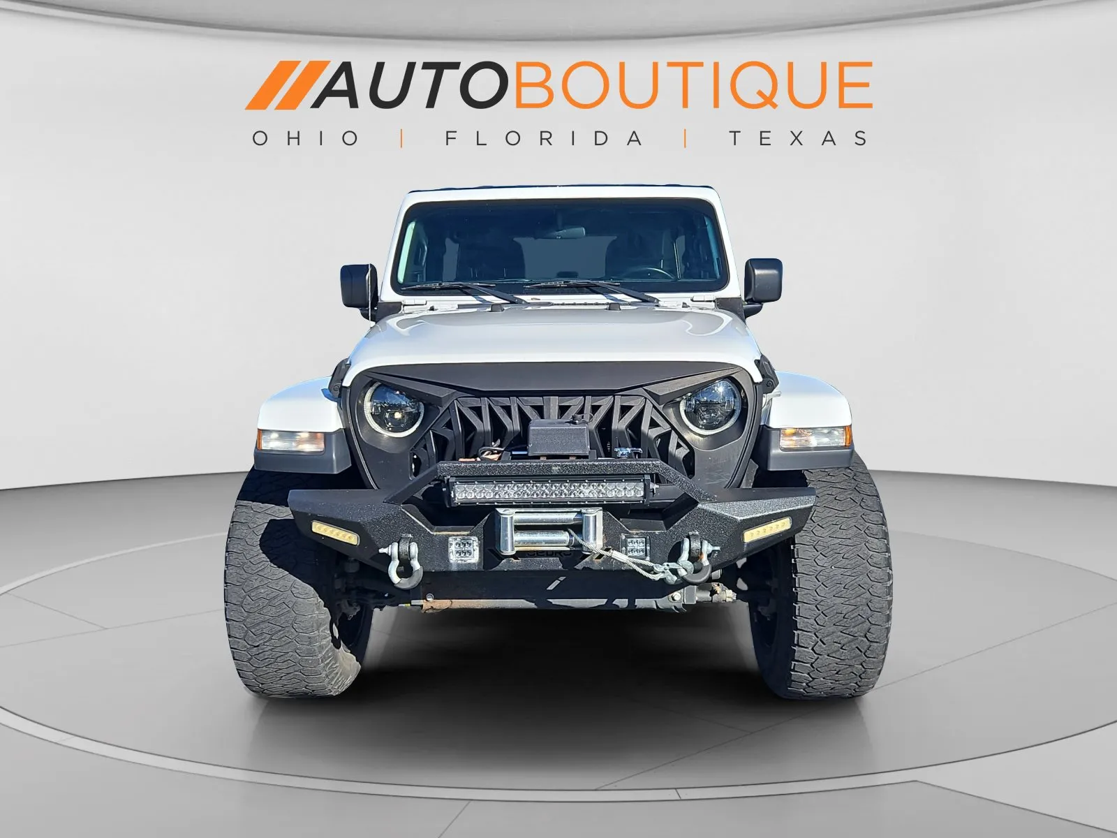 Jeep Wrangler photo 8