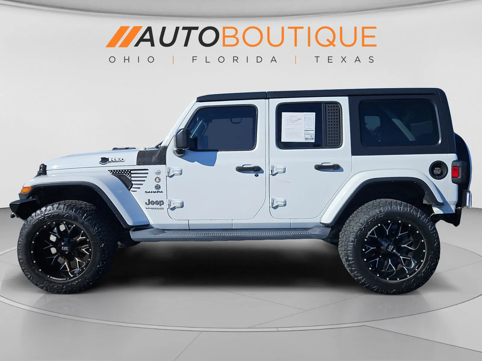 Jeep Wrangler photo 2