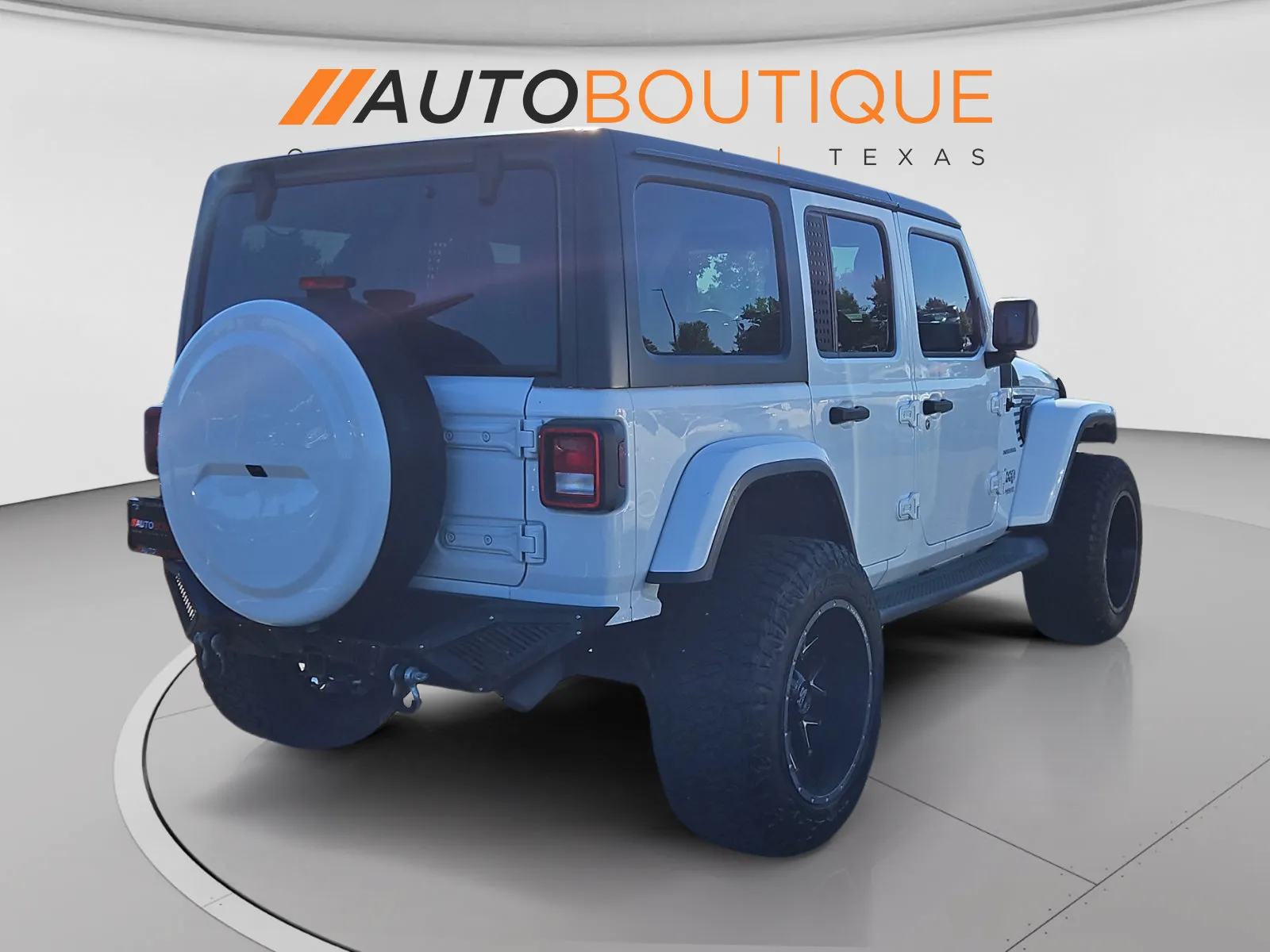 Jeep Wrangler photo 5