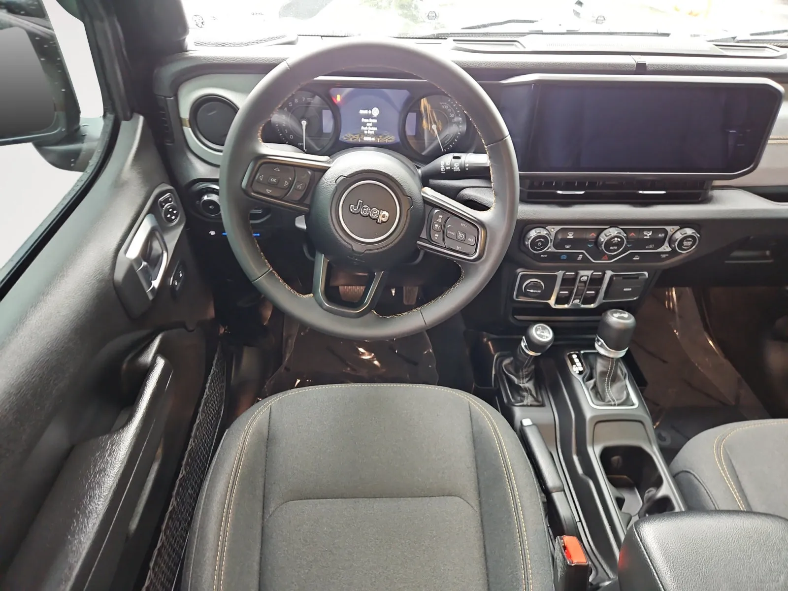 Jeep Wrangler photo 10