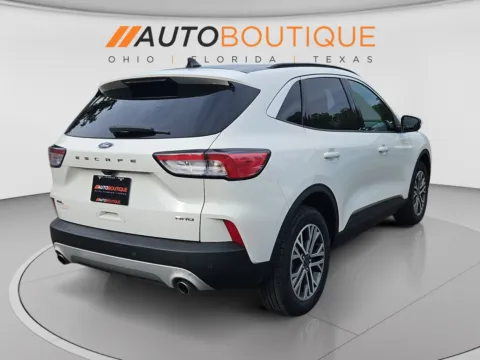 More photos of 2021 Ford Escape SEL at Auto Boutique Ohio, OH