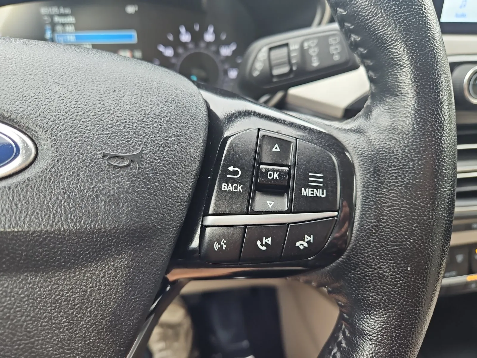 Ford Escape photo 26