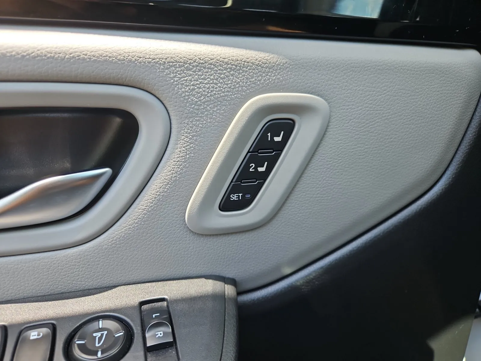 Honda Pilot photo 17