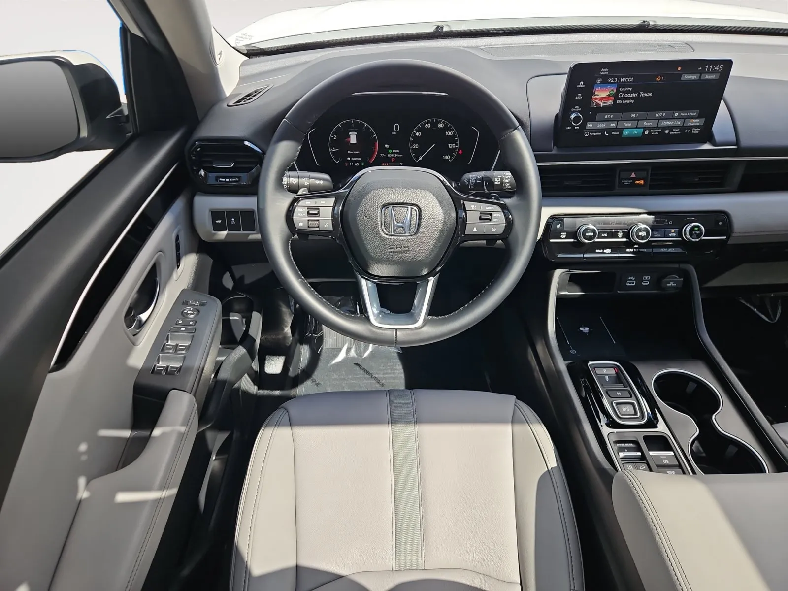 Honda Pilot photo 10