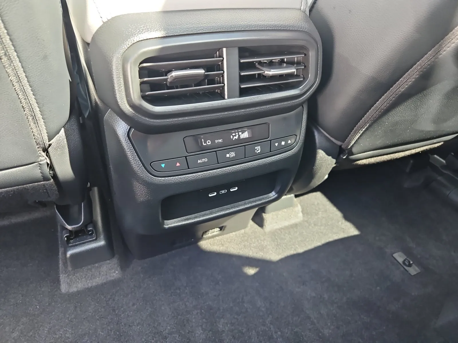 Honda Pilot photo 13