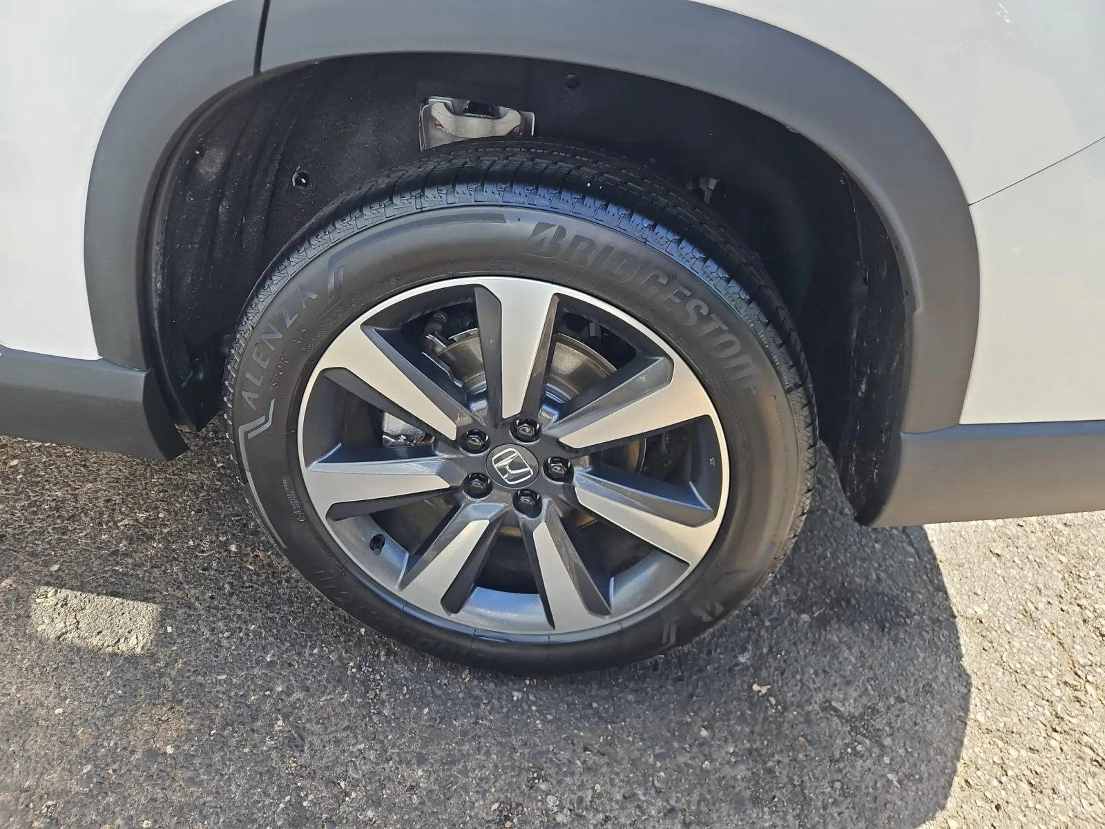 Honda Pilot photo 16
