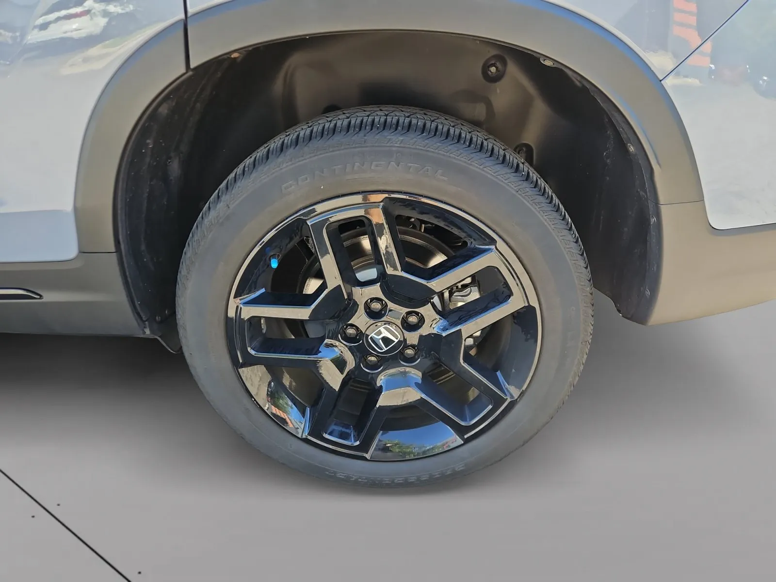 Honda Passport photo 15