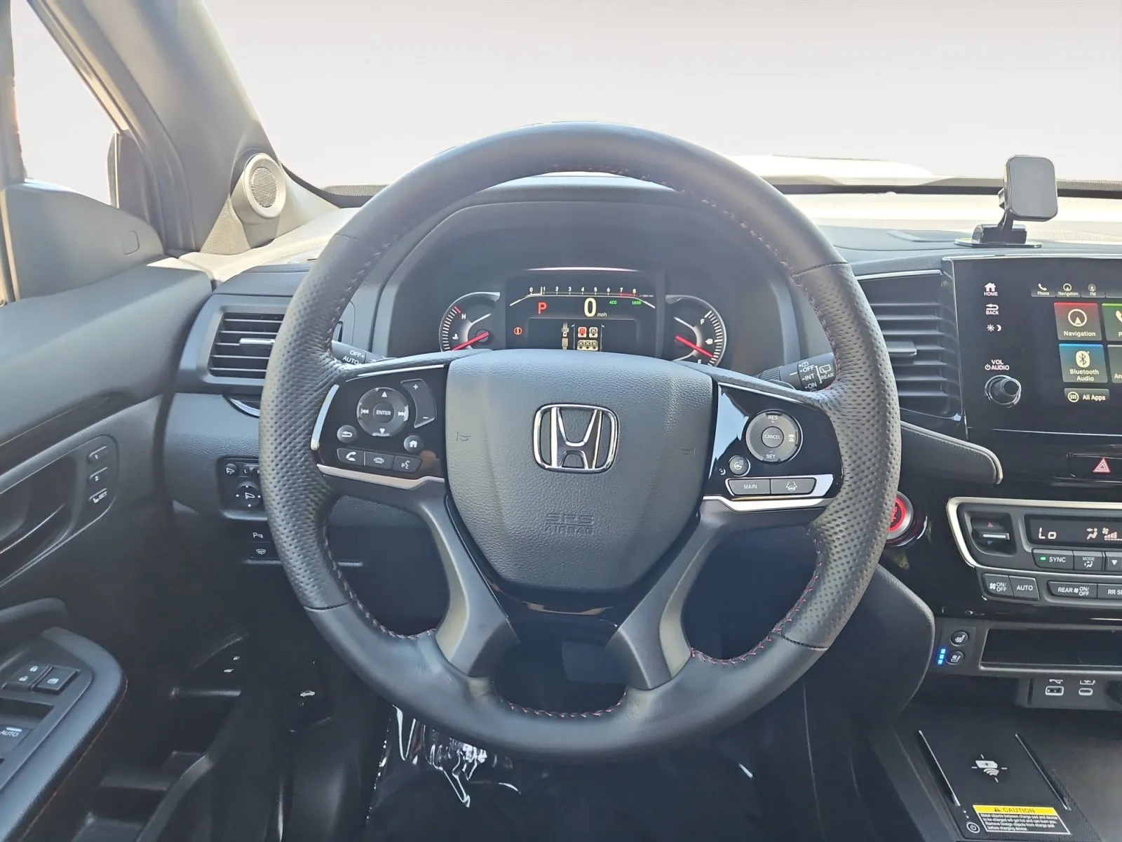 Honda Passport photo 12