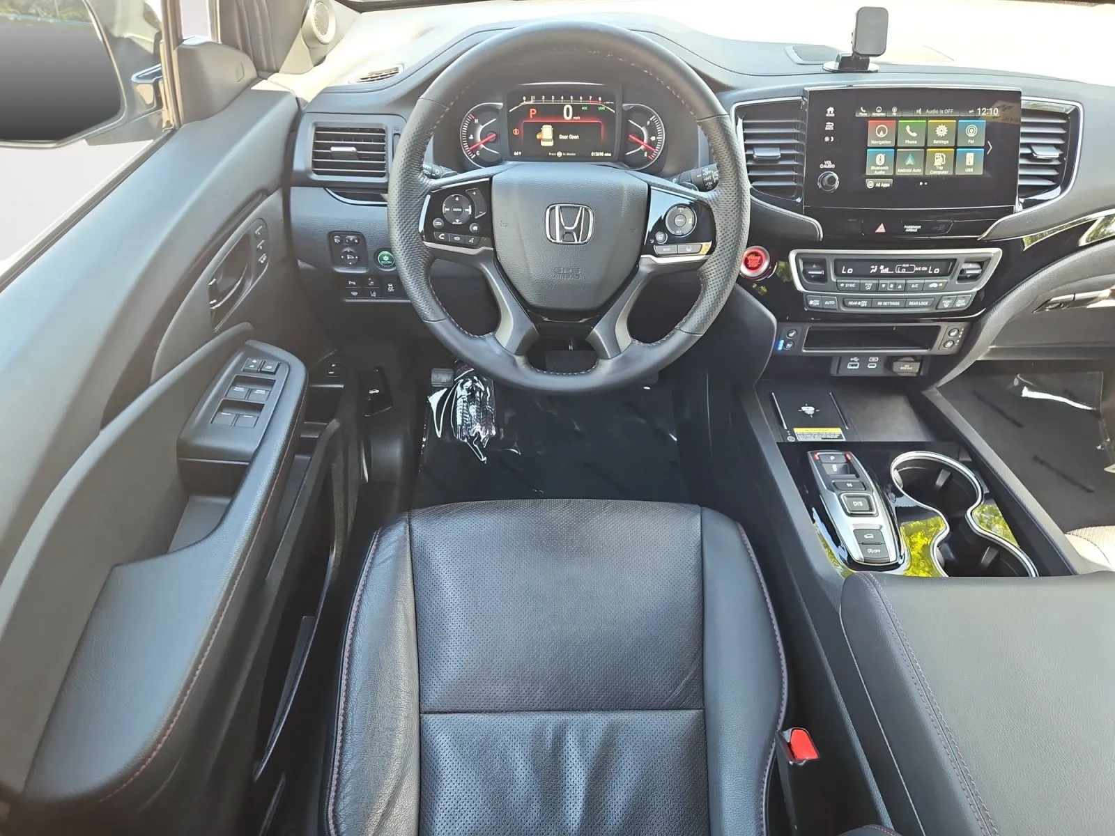 Honda Passport photo 10
