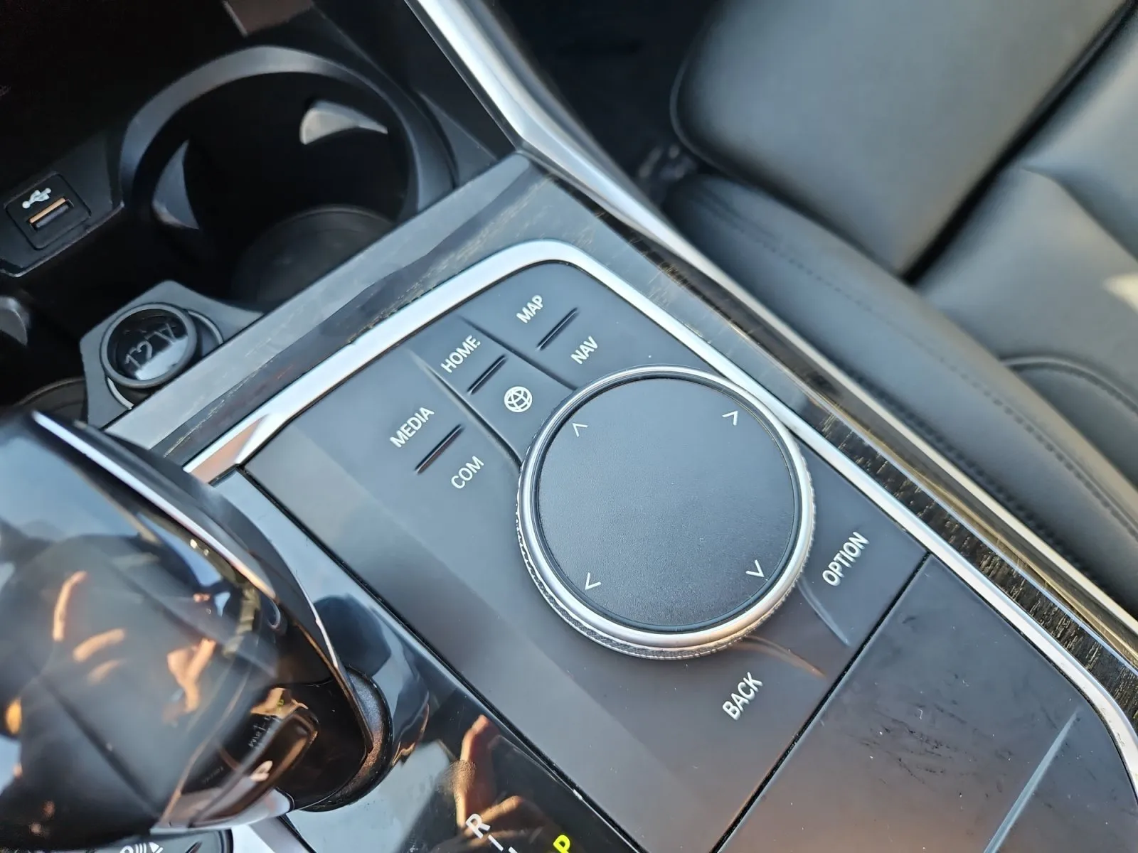 BMW 3 Series photo 24