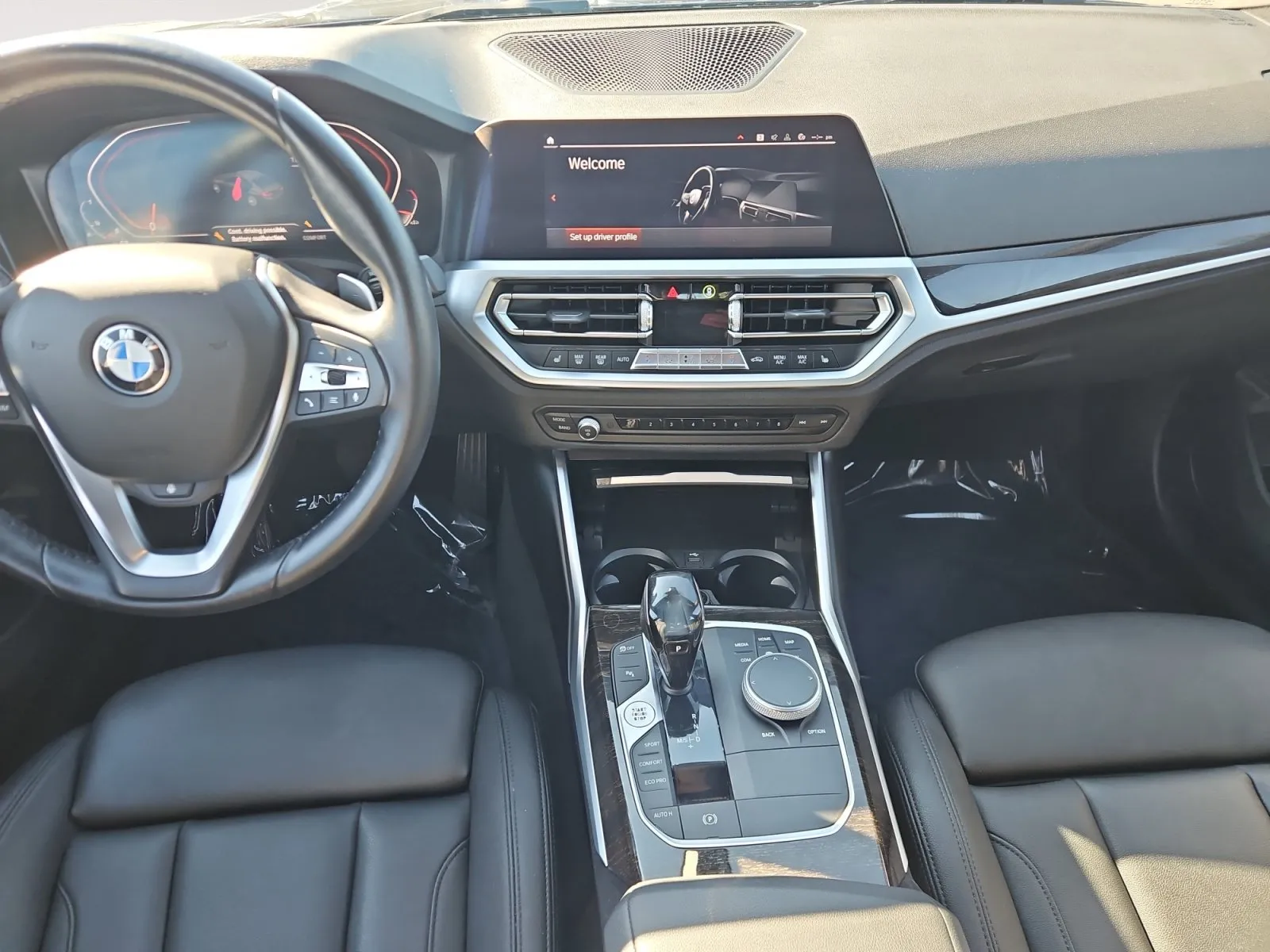 BMW 3 Series photo 11
