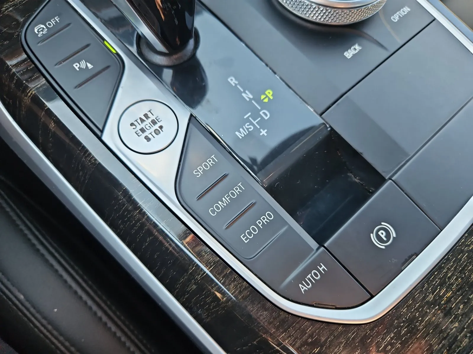 BMW 3 Series photo 26