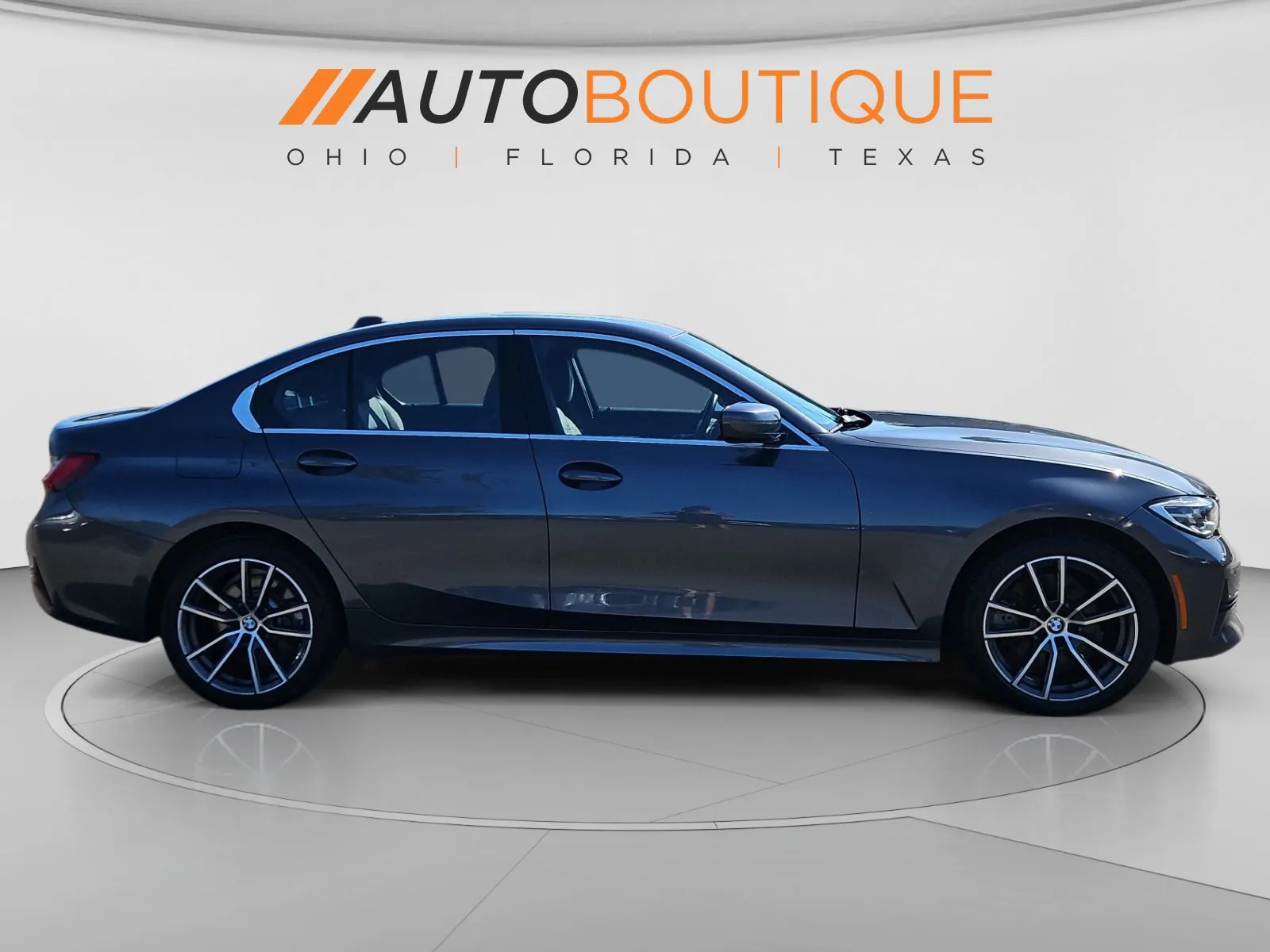 BMW 3 Series photo 6