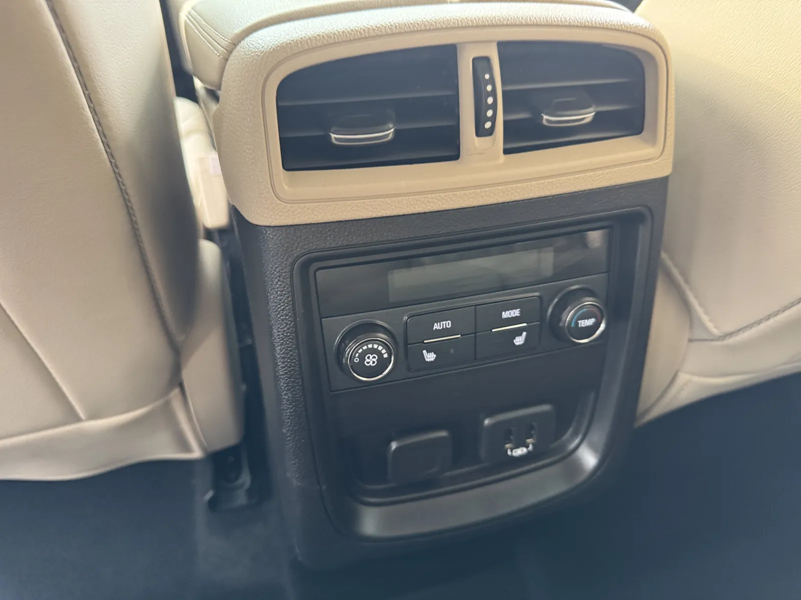 Buick Envision photo 18