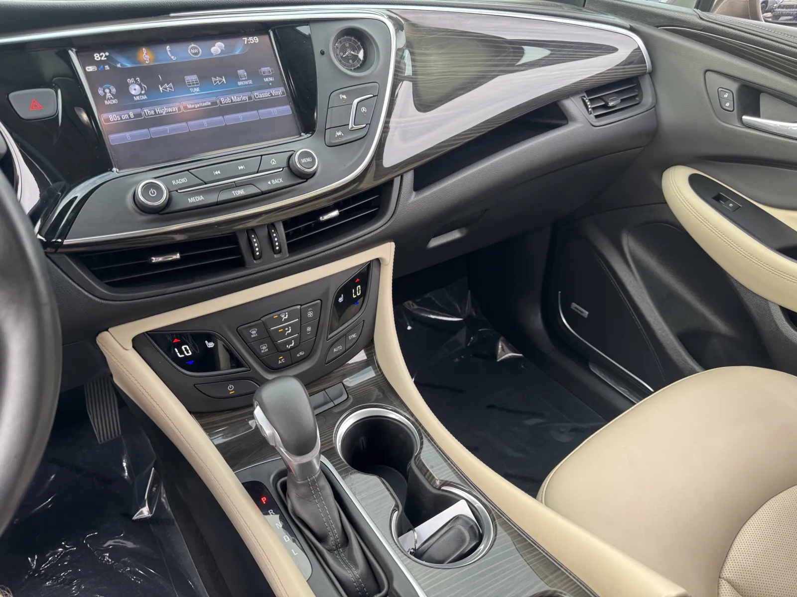 Buick Envision photo 27