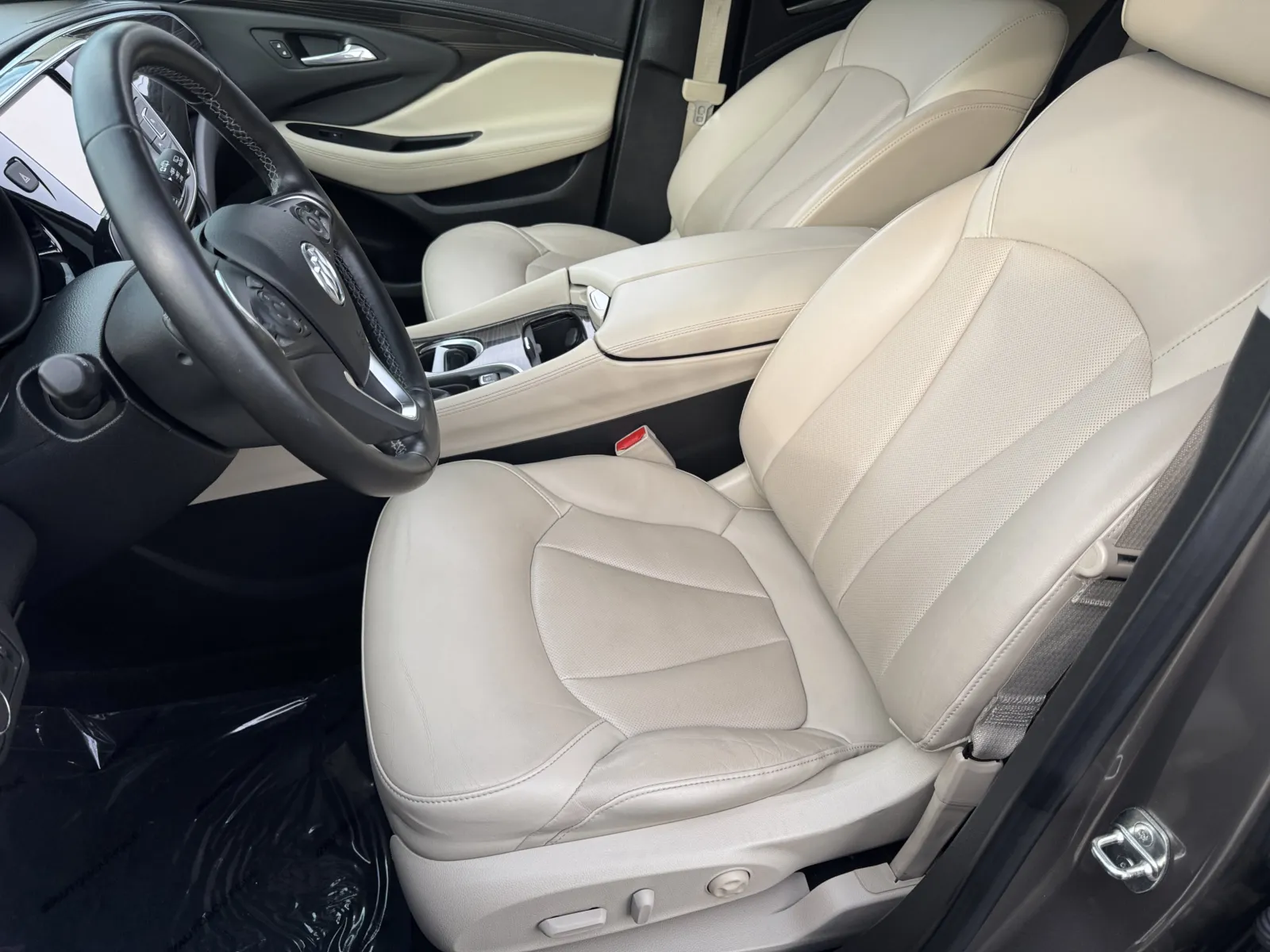 Buick Envision photo 9