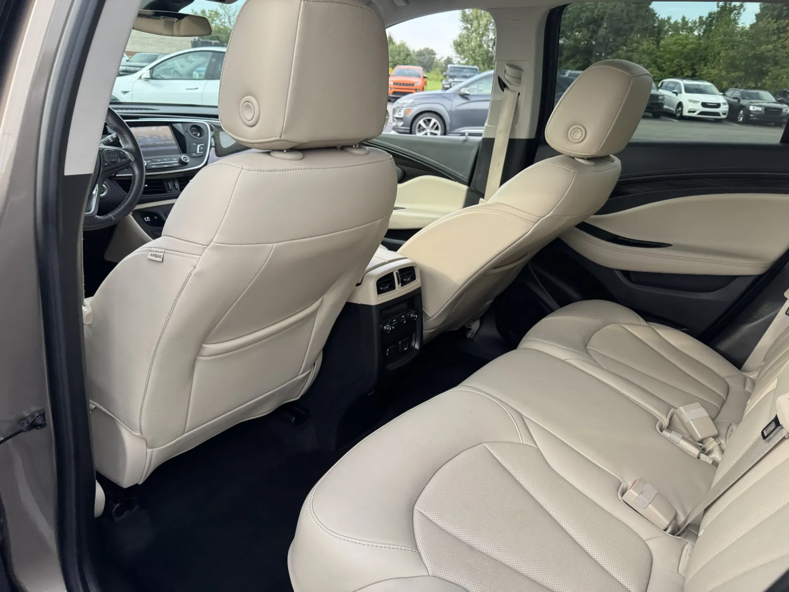 Buick Envision photo 17