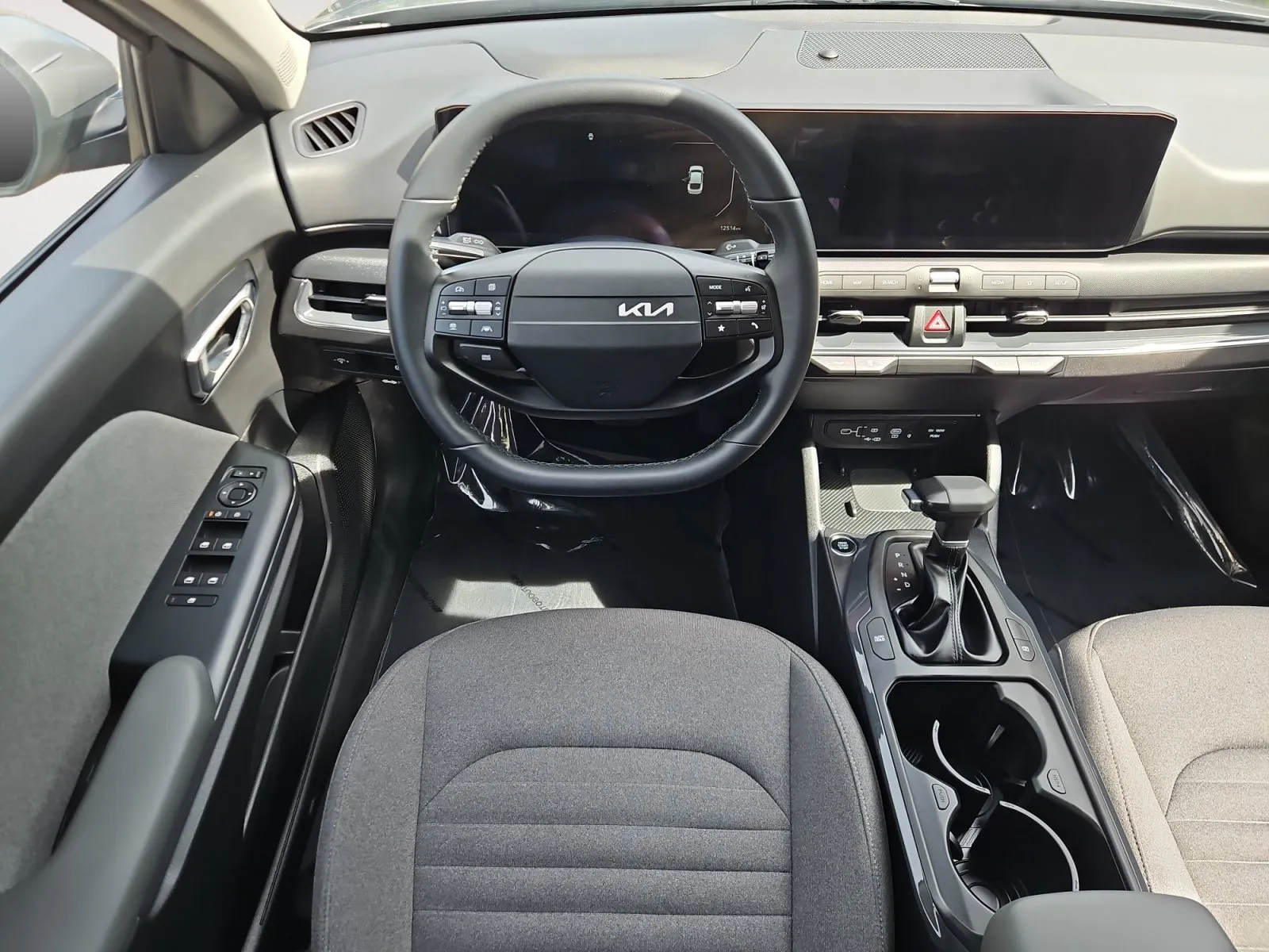 Kia K4 photo 10