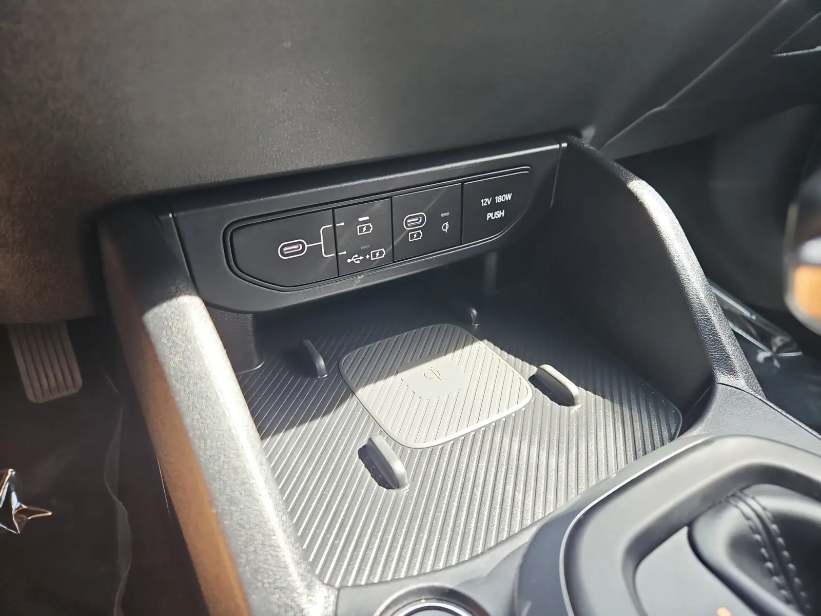 Kia K4 photo 19