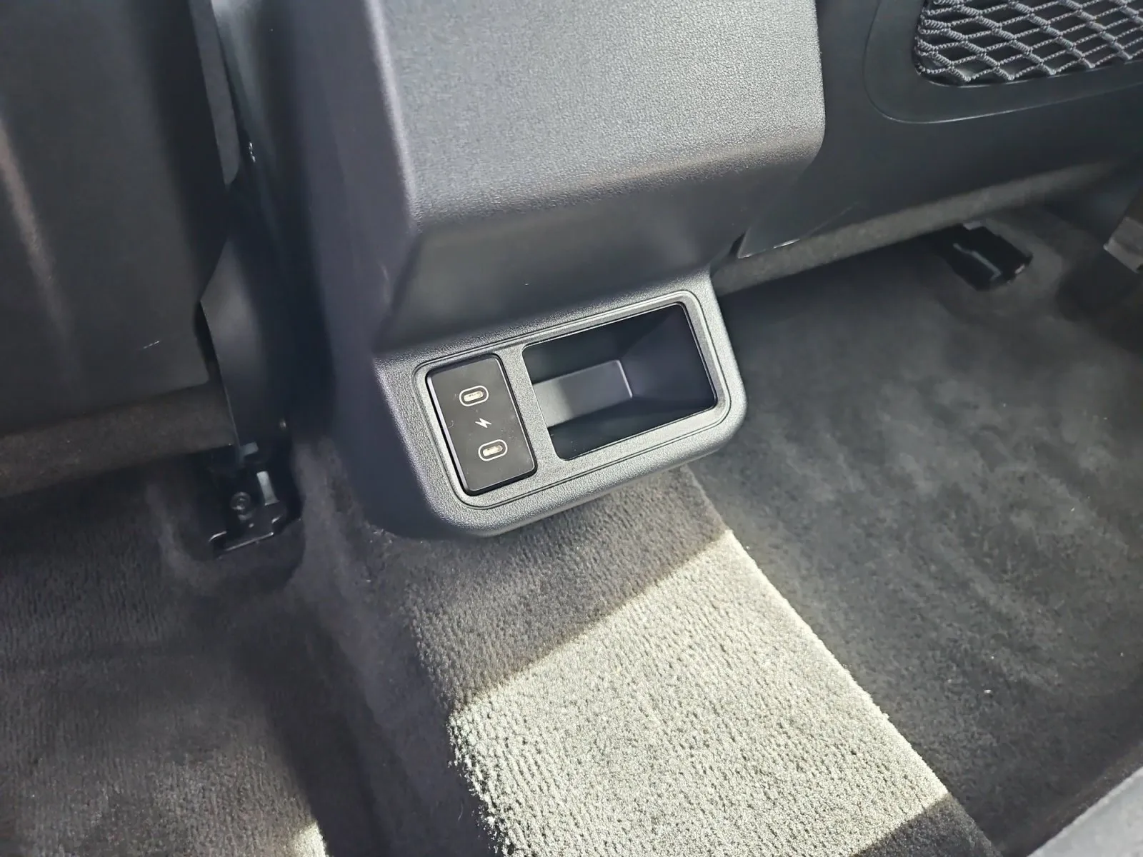 Kia K4 photo 13